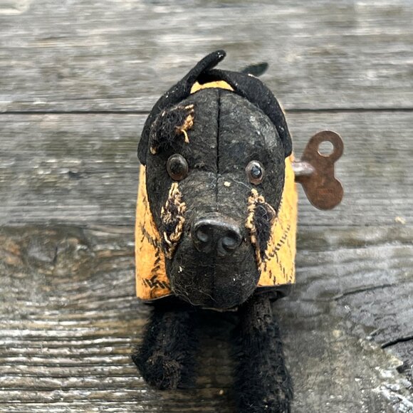 Vintage Schuco 1940s Clockwork Scotty Dog Tippy Tin Toy Windup with Key Germany - Picture 6 of 10